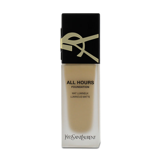 Yves Saint Laurent All Hours Foundation MW2