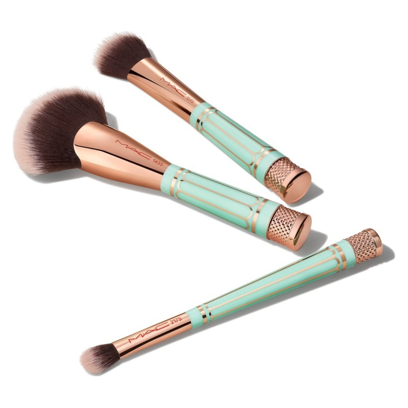 MAC Of All Trades Brush Set brush detail