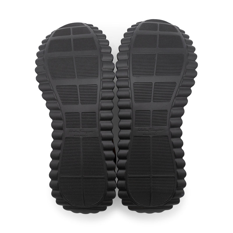 Salvatore Ferragamo Dolly ballerina Style Slip-Ons Gold Size 8