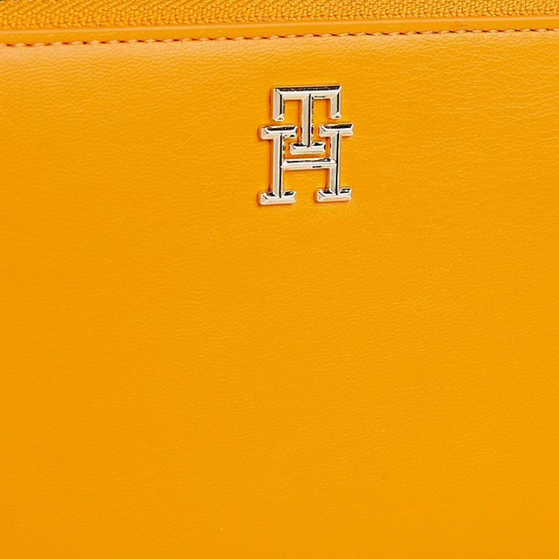 Tommy Hilfiger Iconic Leather Large ZA Purse Orange Women's