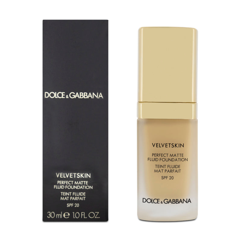 Dolce & Gabbana Velvetskin Natural Matte Foundation in 390 Toffee
