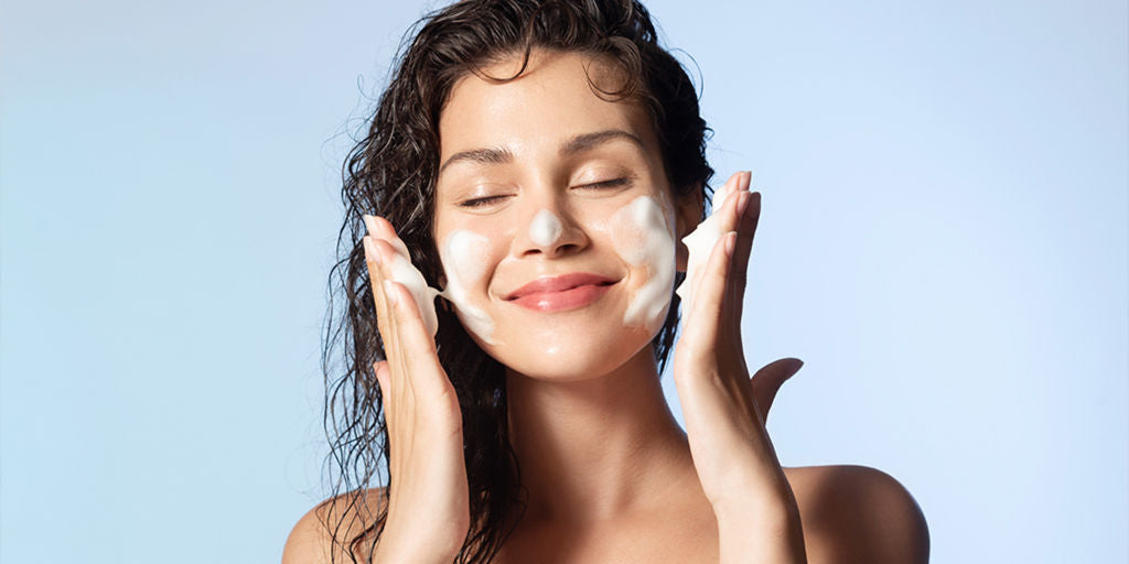 How to create a skincare routine for dry skin
