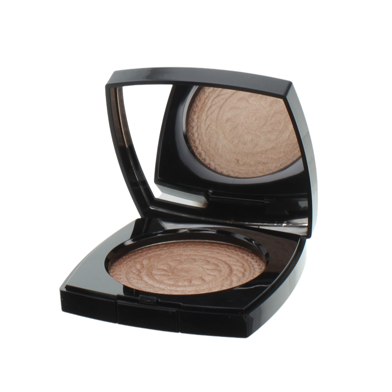 Chanel Eclat Magnetique De Chanel Highlighter Metal Peach