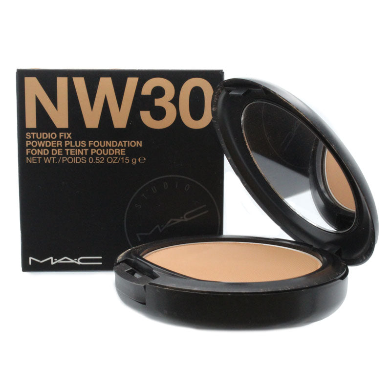 MAC Studio Fix Powder Plus Foundation NW30