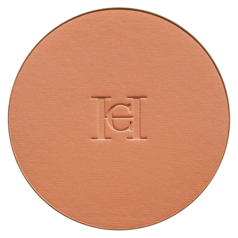 Carolina Herrera Moisture Lock Bronzing Powder Refill 20 Medium on a white background