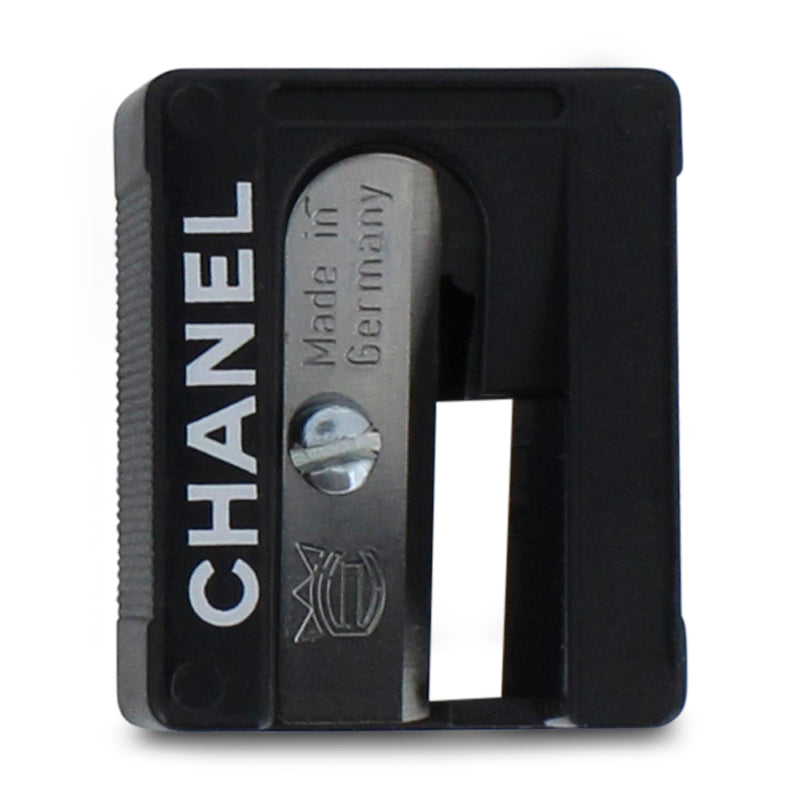Chanel LE Crayon Yeux Precision Eye Definer Longwear Formula 58 Berry