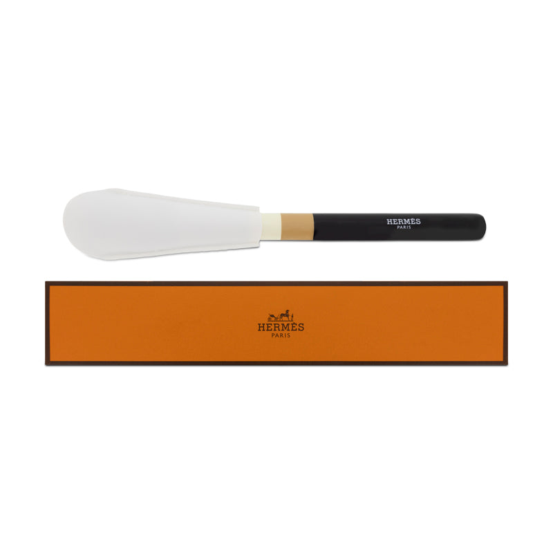 Hermes Les Pinceaux Hermes L'Aerien Face Brush (Blemished Box)