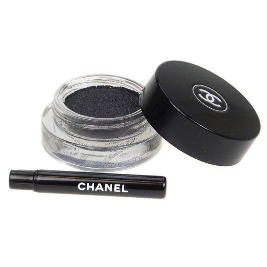 Chanel Illusion D'Ombre Velvet Long Wear Luminous Matte Eyeshadow 106 Fleur De Pierre