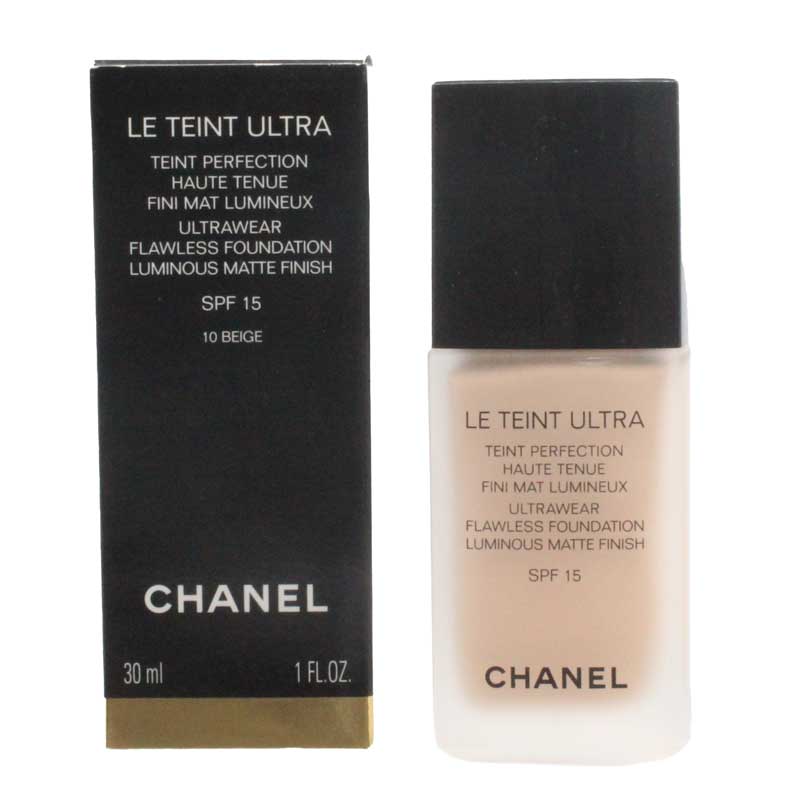 Chanel Ultrawear Flawless Foundation Luminous Matte Finish SPF 15 10 Beige