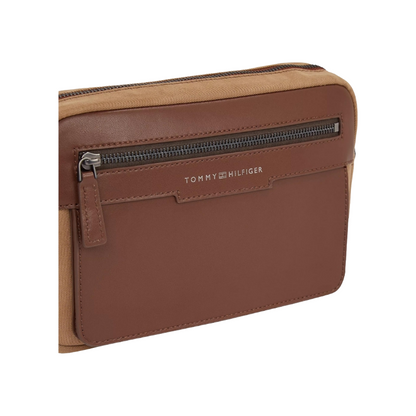  Tommy Hilfiger Mens Crossbody Camera Bag Brown AM0AM12230