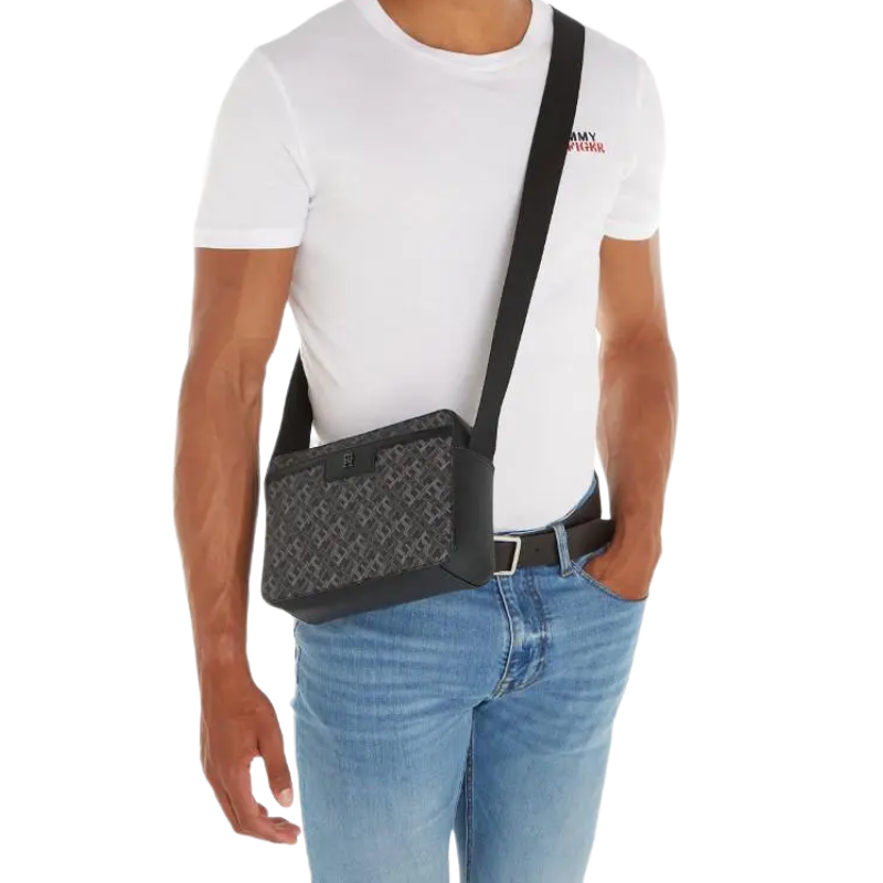 Tommy Hilfiger TH Men's Monogram Black Camera Bag