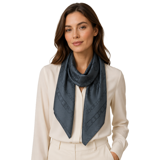 Guess Woman's Scarf Coal Logo AW5092POL03CLO