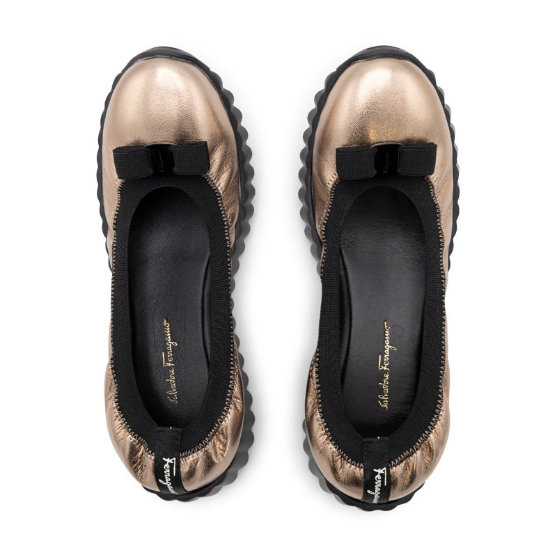 Salvatore Ferragamo Dolly ballerina Style Slip-Ons Gold Size 8